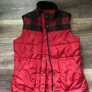 Eddie Bauer vest - size medium